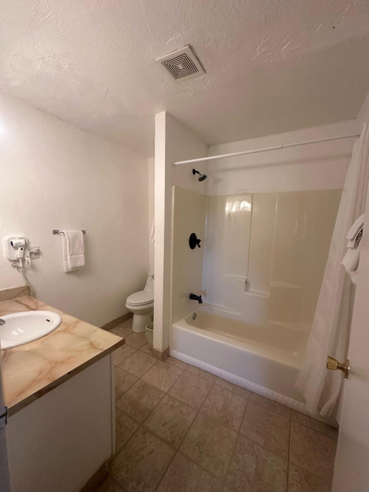 Mexican Hotel 4*